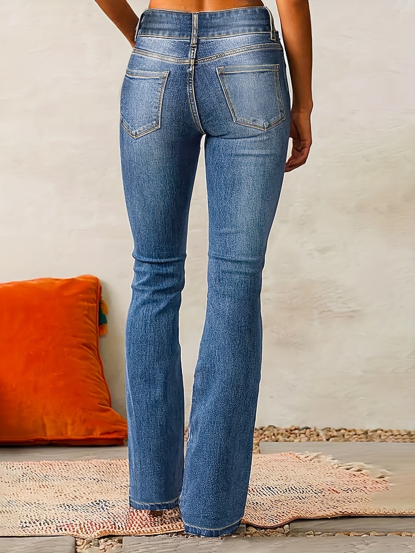 Eva | High‑Waisted Flared Jeans
