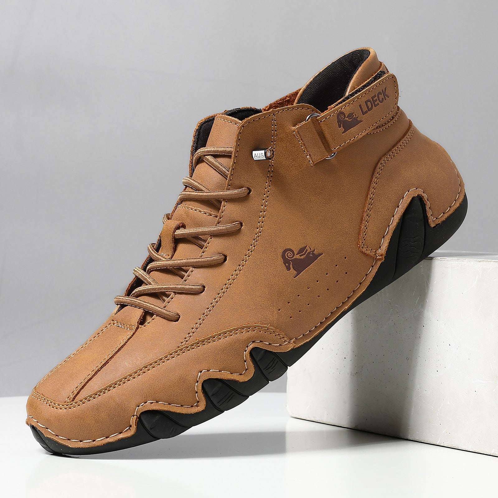 Archer | All-Terrain Hiking Shoes