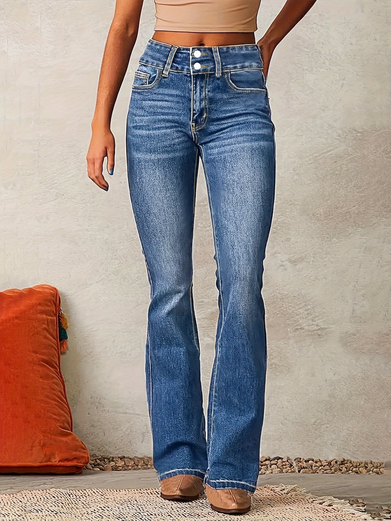 Eva | High‑Waisted Flared Jeans